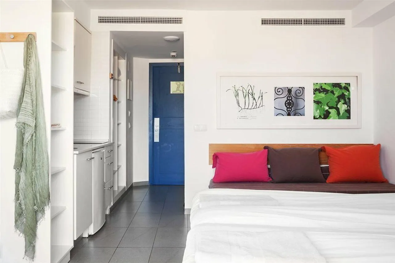 **** Hotel Hipotels Apartamentos Cala Bona Spain