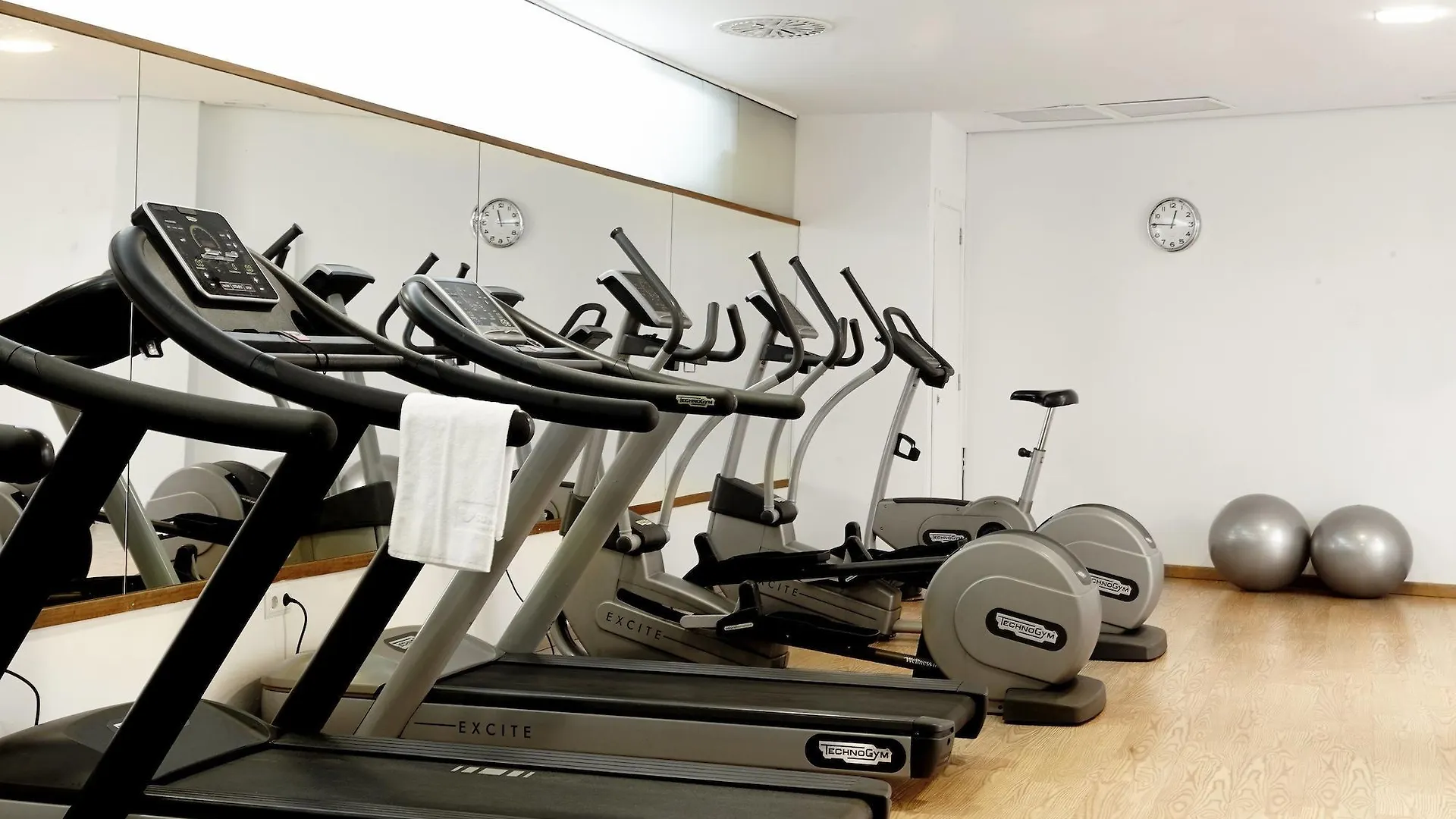 **** Hotel Hipotels Apartamentos Cala Bona Spain